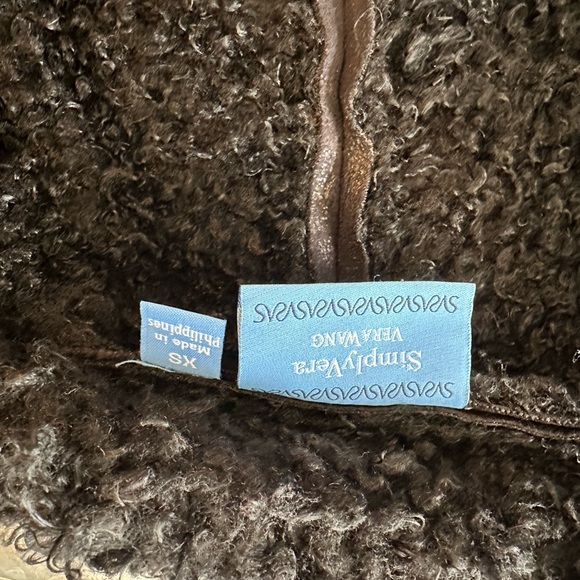 Vera Wang black bomber jacket, xs distressed, look with faux fur lining - Picture 6 of 8